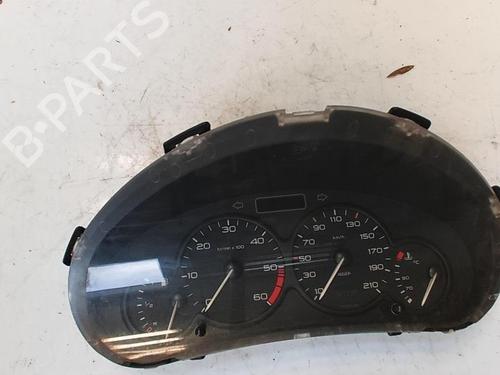 Used Instrument cluster PEUGEOT 206 Hatchback (2A/C) 1.4 HDi eco 70 (68 hp) 21335203