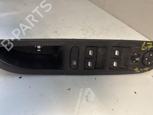 Used Left front window switch PEUGEOT 208 II (UB_, UP_, UW_, UJ_) e-208 (136 hp) 22232728