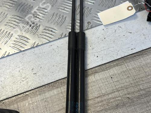 Used Tailgate lift support OPEL CORSA E (X15) 1.4 Turbo (08, 68) (101 hp) 21356537