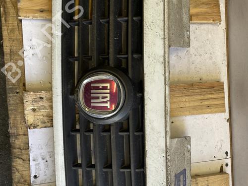 Grill FIAT DOBLO Box Body/MPV (223_) 1.3 D Multijet (75 hp) 21355798