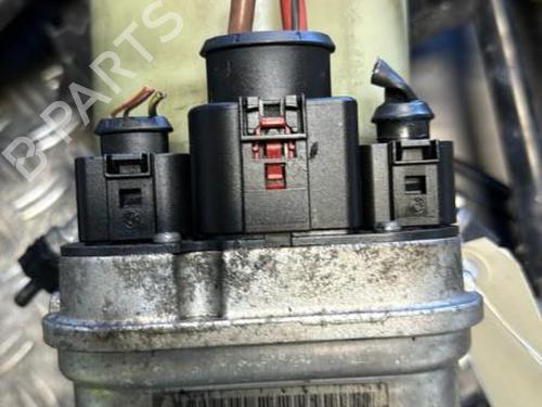 Used Steering pump VW POLO (9N_, 9A_) 1.2 (60 hp) 21357393