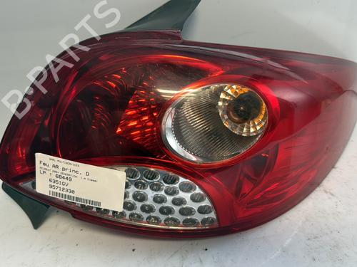 Right taillight PEUGEOT 206+ (2L_, 2M_) 1.4 HDi eco 70 | BP21331755C35 