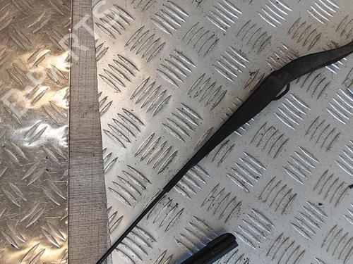 Used Front windshield wiper arm DACIA SANDERO II 1.5 dCi (90 hp) 21336209