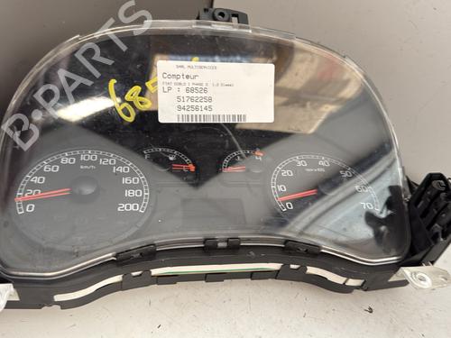 Cuadro instrumentos FIAT DOBLO Box Body/MPV (223_) 1.3 D Multijet (75 hp) 21332028