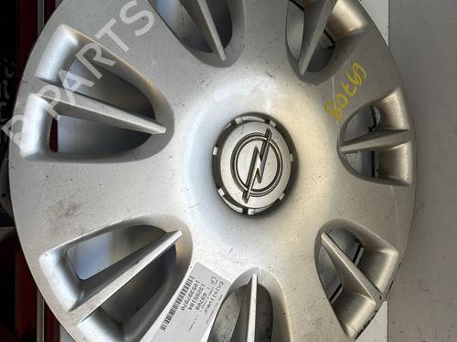 Used Hub cap OPEL CORSA D (S07) 1.3 CDTI (L08, L68) (90 hp) 26892688