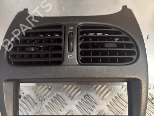Air vent PEUGEOT 206 Hatchback (2A/C) 1.4 i | BP28325688I21 
