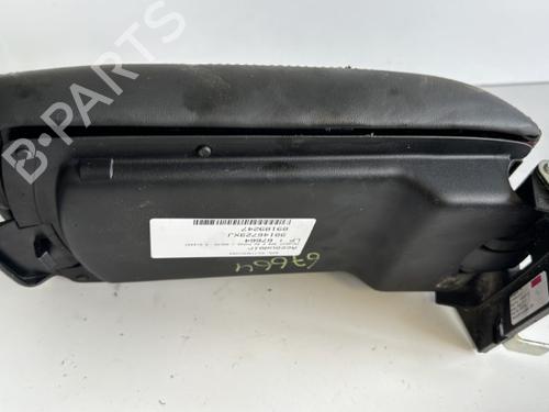 Used Armrest / Center console PEUGEOT 308 SW II (LC_, LJ_, LR_, LX_, L4_) 2.0 BlueHDi 150 (150 hp) 21346358
