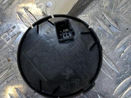 Switch PEUGEOT 3008 II SUV (MC_, MR_, MJ_, M4_) 1.2 THP/ PureTech 130 (MRHNSM, MRHNSU, MRHNSJ, MRHNYW,... | BP21357415I30 