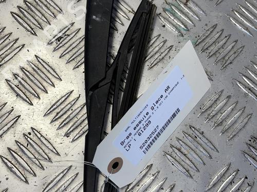 Used Rear windshield wiper arm RENAULT MEGANE II (BM0/1_, CM0/1_) 1.9 dCi (131 hp) 21350716