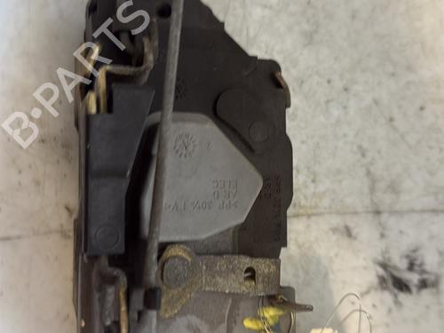 Høyre bak lås PEUGEOT 206 Hatchback (2A/C) 1.4 HDi eco 70 | BP27304028C99 