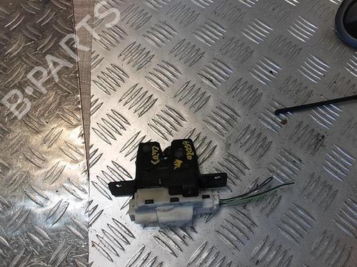 Used Tailgate lock RENAULT CLIO III (BR0/1, CR0/1) 1.5 dCi (C/BR0G, C/BR1G) (68 hp) 21345049