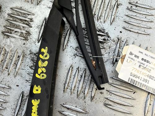 Used Rear windshield wiper arm RENAULT MEGANE II (BM0/1_, CM0/1_) 1.5 dCi (BM0F, BM0T, BM2B, CM0F, CM0T) (82 hp) 21354575