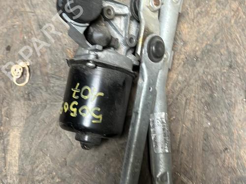Used Front wiper motor PEUGEOT 107 (PM_, PN_) 1.0 (68 hp) 21330800