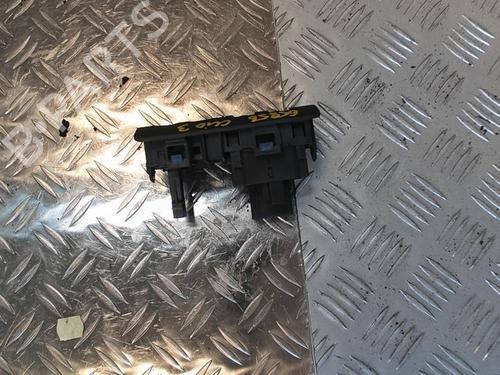 Used Headlight switch RENAULT CLIO III (BR0/1, CR0/1) 1.5 dCi (BR17, CR17) (86 hp) 21329148