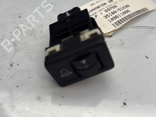 Forlygtekontakt SUZUKI SWIFT III (MZ, EZ) 1.3 (RS413, ZC11S) (92 hp) 27591838