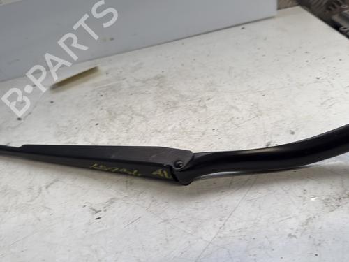 Used Front windshield wiper arm PEUGEOT 307 Break (3E) 1.6 16V (109 hp) 23798500