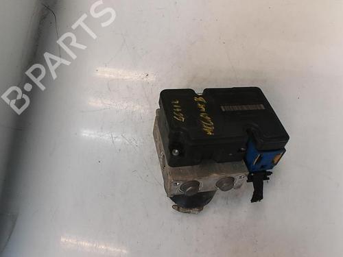Used ABS pump RENAULT MEGANE III Hatchback (BZ0/1_, B3_) 1.5 dCi (106 hp) 21327976