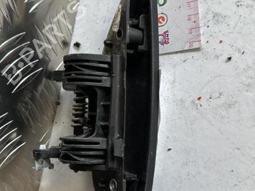 Used Rear left exterior door handle RENAULT GRAND SCÉNIC III (JZ0/1_) 1.6 dCi (JZ00, JZ12) (130 hp) 21333517