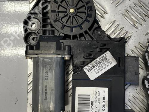 Used Right front window motor PEUGEOT 307 Break (3E) 2.0 HDI 110 (107 hp) 21342944