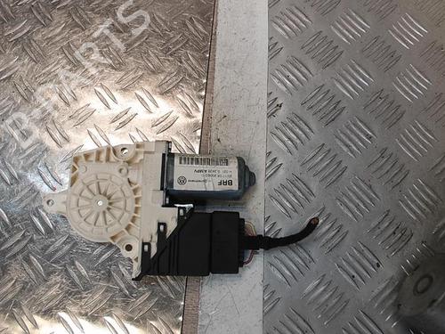 Right rear window motor VW TOURAN (1T1, 1T2) 2.0 TDI | BP21335843E22 