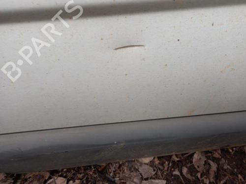Used Right front door OPEL VIVARO A Van (X83) 2.0 CDTI (F7) (114 hp) 21355095