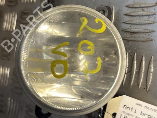 Used Right front fog light PEUGEOT 207 (WA_, WC_) 1.4 HDi (68 hp) 32134443