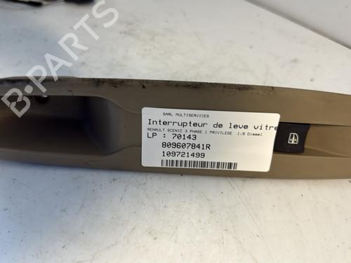 Used Right front window switch RENAULT SCÉNIC III (JZ0/1_) 1.9 dCi (JZ0J, JZ1J, JZ1K, JZ1S) (131 hp) 27628189
