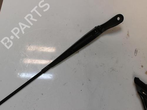 Used Front windshield wiper arm PEUGEOT 208 I (CA_, CC_) 1.0 VTi (68 hp) 21344486