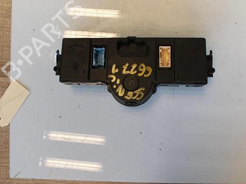 Used Climate control RENAULT SCÉNIC II (JM0/1_) 1.9 dCi (125 hp) 21328173