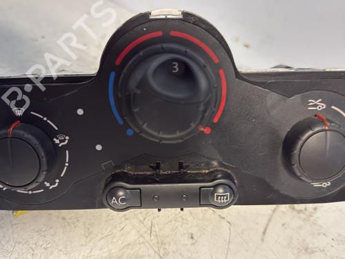 AC Styreenhet / Manøvreringsenhet RENAULT CLIO III (BR0/1, CR0/1) 1.2 16V (BR0P, CR0P) (101 hp) 23797574