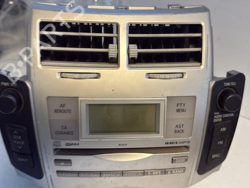 Used Radio TOYOTA YARIS (_P9_) 1.4 D-4D (NLP90_, NLP90R) (90 hp) 24883128