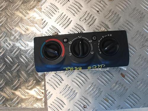Used Climate control RENAULT CLIO II (BB_, CB_) 1.2 16V (BB05, BB0W, BB11, BB27, BB2T, BB2U, BB2V, CB05,... (75 hp) 21345203