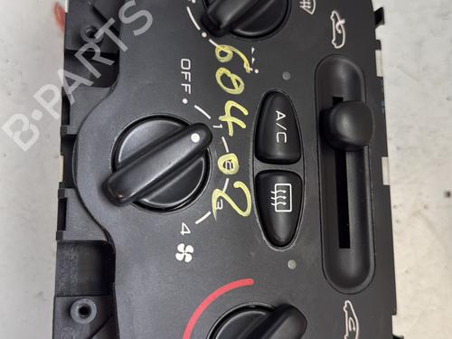 Used Climate control PEUGEOT 206 Hatchback (2A/C) 1.4 i (75 hp) 26213359