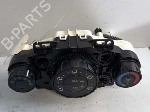 Used Climate control FORD FIESTA VI (CB1, CCN) 1.4 TDCi (70 hp) 21340038