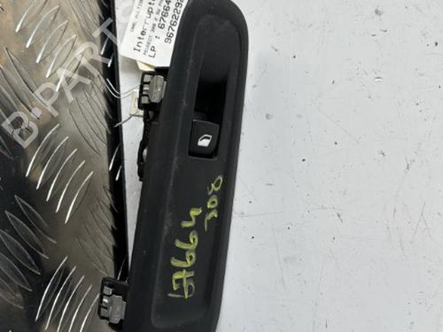 Right front window switch PEUGEOT 308 SW II (LC_, LJ_, LR_, LX_, L4_) 2.0 BlueHDi 150 | BP21353975I26 
