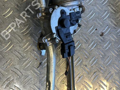 Used Front wiper motor RENAULT LAGUNA III (BT0/1) 2.0 dCi (BT01, BT08, BT09, BT0E, BT0K, BT12, BT1C, BT1D,... (150 hp) 21330204