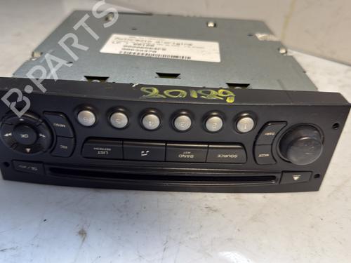Used Radio CITROËN C4 I (LC_) 1.6 HDi (90 hp) 22438741