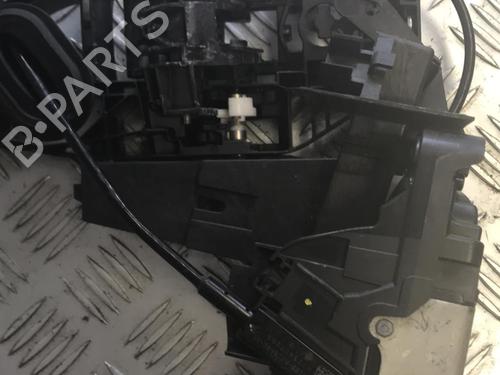 Used Front right lock FORD FIESTA VII (HJ, HF) 1.0 EcoBoost (101 hp) 21343899