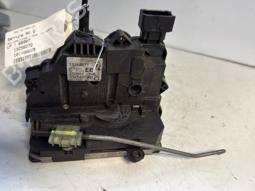 Used Front left lock OPEL CORSA D (S07) 1.4 (L08, L68) (90 hp) 23798107