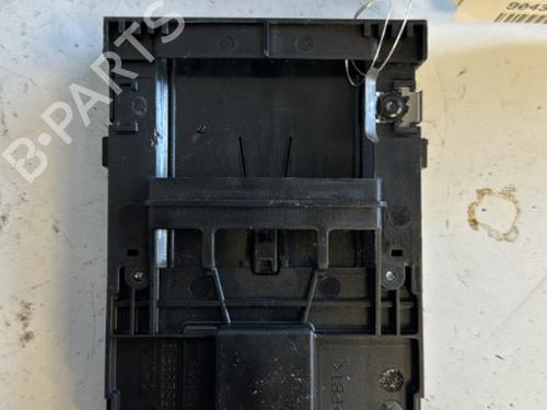 Used Card reader RENAULT MEGANE III Hatchback (BZ0/1_, B3_) 1.5 dCi (BZ09, BZ0D, BZ1W, BZ29, BZ14) (110 hp) 21346061