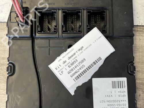 Used Electronic module RENAULT MEGANE II (BM0/1_, CM0/1_) 1.9 dCi (131 hp) 21354541
