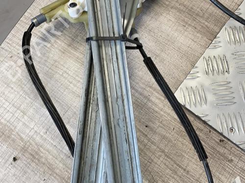 Used Front left window mechanism RENAULT LAGUNA III (BT0/1) 2.0 dCi (BT01, BT08, BT09, BT0E, BT0K, BT12, BT1C, BT1D,... (150 hp) 21343802