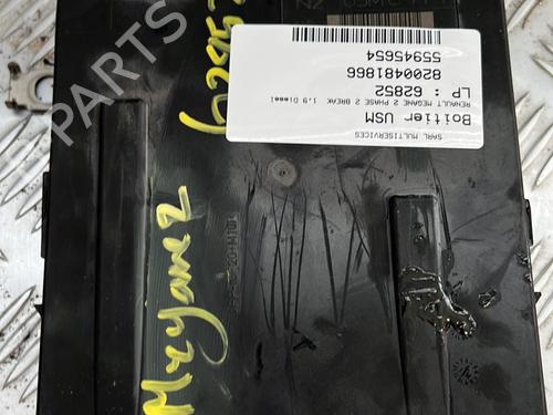 Used Fuse box RENAULT MEGANE II Estate (KM0/1_) 1.9 dCi (131 hp) 21339500