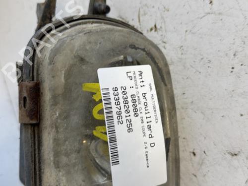Used Right front fog light MERCEDES-BENZ CLK (C209) CLK 240 (209.361) (170 hp) 21329353