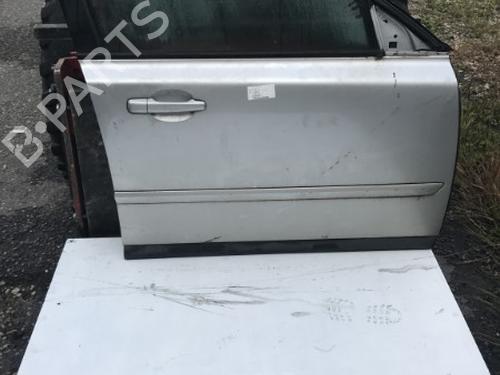 Porte avant droite VOLVO V50 (545) 1.6 D (110 hp) 21353202