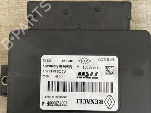 Used Electronic module RENAULT SCÉNIC III (JZ0/1_) 1.5 dCi (106 hp) 21343511