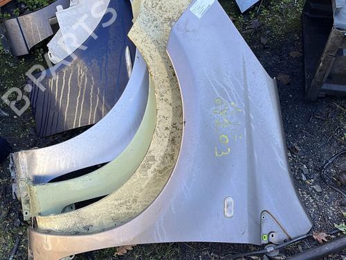 Used Left front fenders NISSAN NOTE (E11, NE11) 1.5 dCi (86 hp) 22300610
