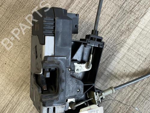 Used Front left lock OPEL ZAFIRA A MPV (T98) 2.0 DI 16V (F75) (82 hp) 21359213