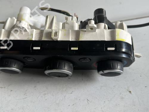 Used Climate control RENAULT CLIO IV (BH_) 0.9 TCe 90 (BHNF, BHMA, BHMH, BHJK, BHJR) (90 hp) 21353709