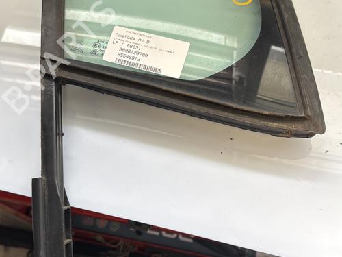 Høyre foran trekantet rude CITROËN C3 II (SC_) 1.4 HDi 70 (SC8HZC, SC8HR0, SC8HP4) (68 hp) 21347783
